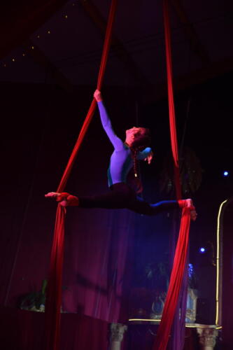 507A275C-70E9-4E02-A79E-812AE891C439